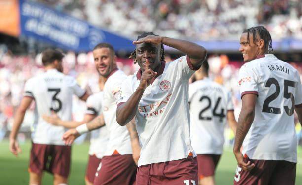 1694915260302057476.jpg 1669238324-612x612.jpg